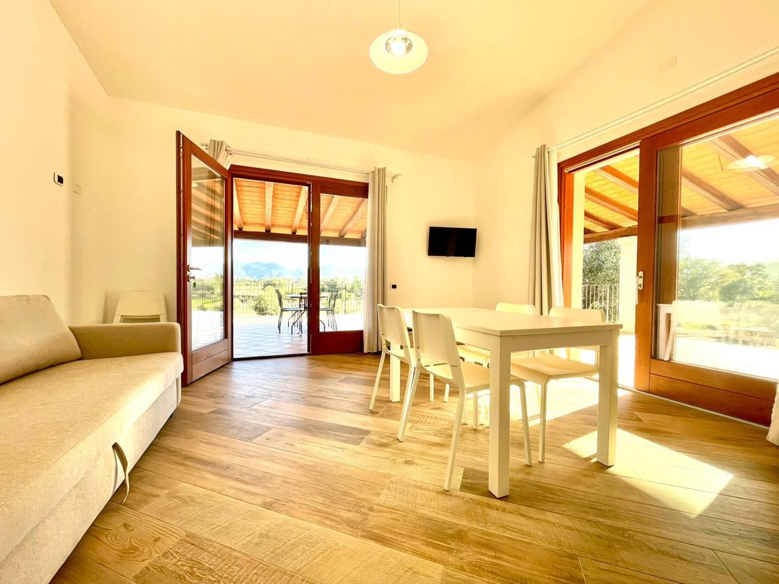 Cronta Apartments Bari Sardo Exteriér fotografie