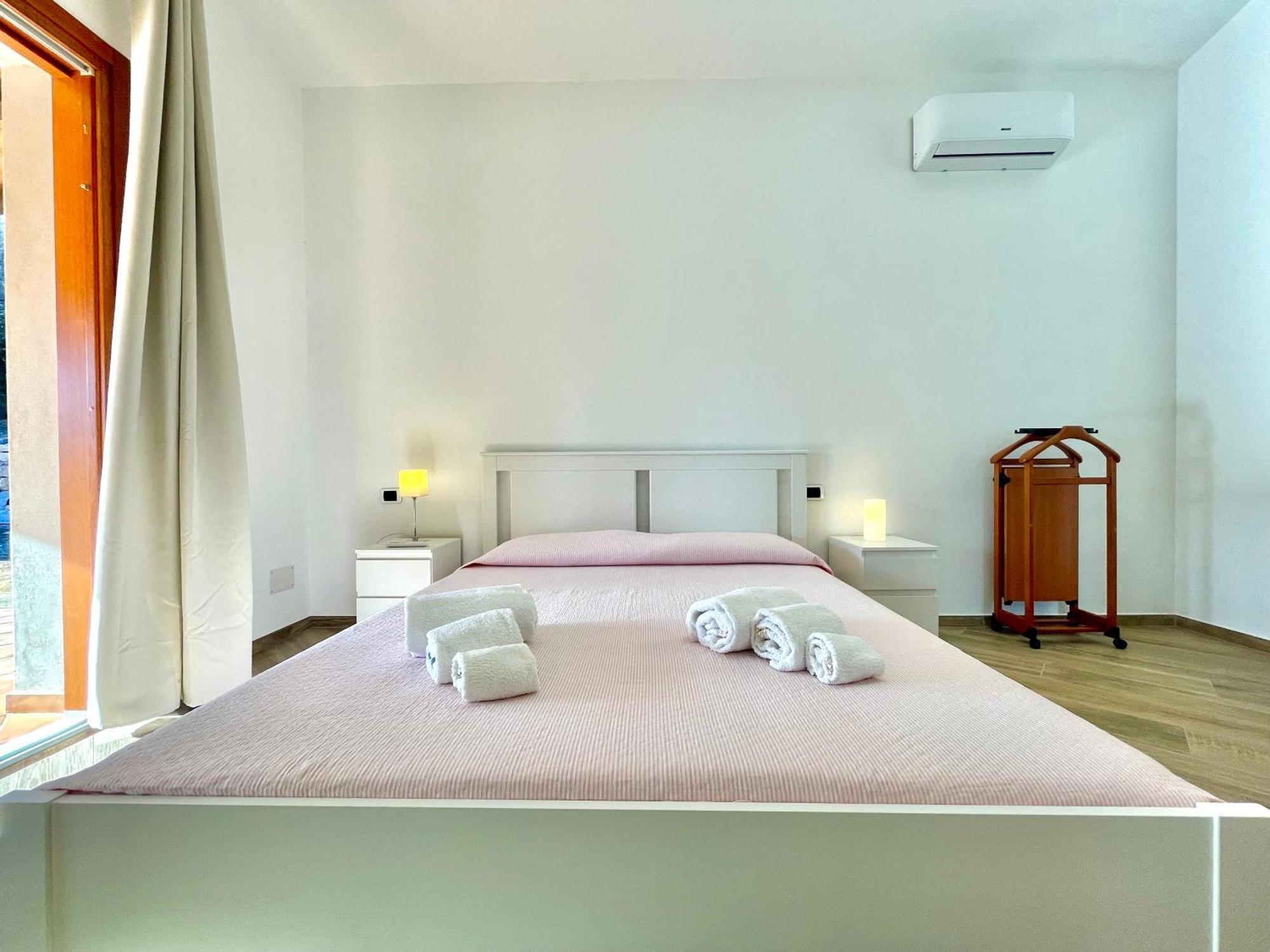 Cronta Apartments Bari Sardo Exteriér fotografie